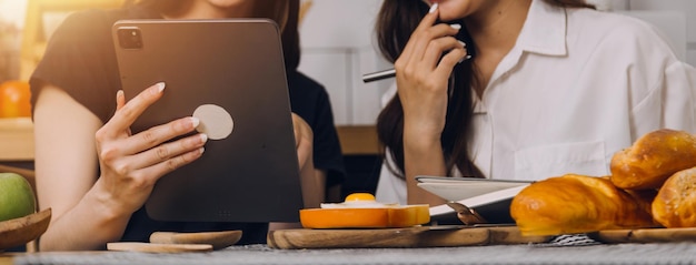 Contact cooking support